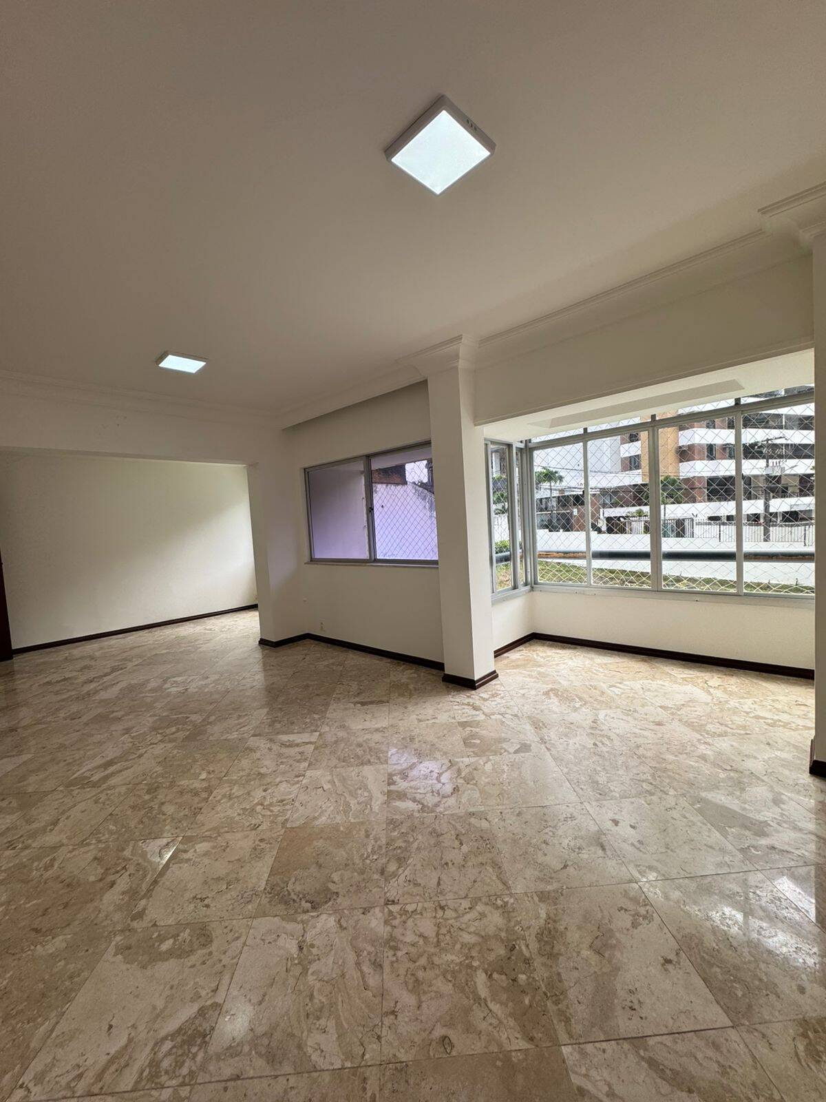 #ALX06 - Apartamento para Venda em Salvador - BA
