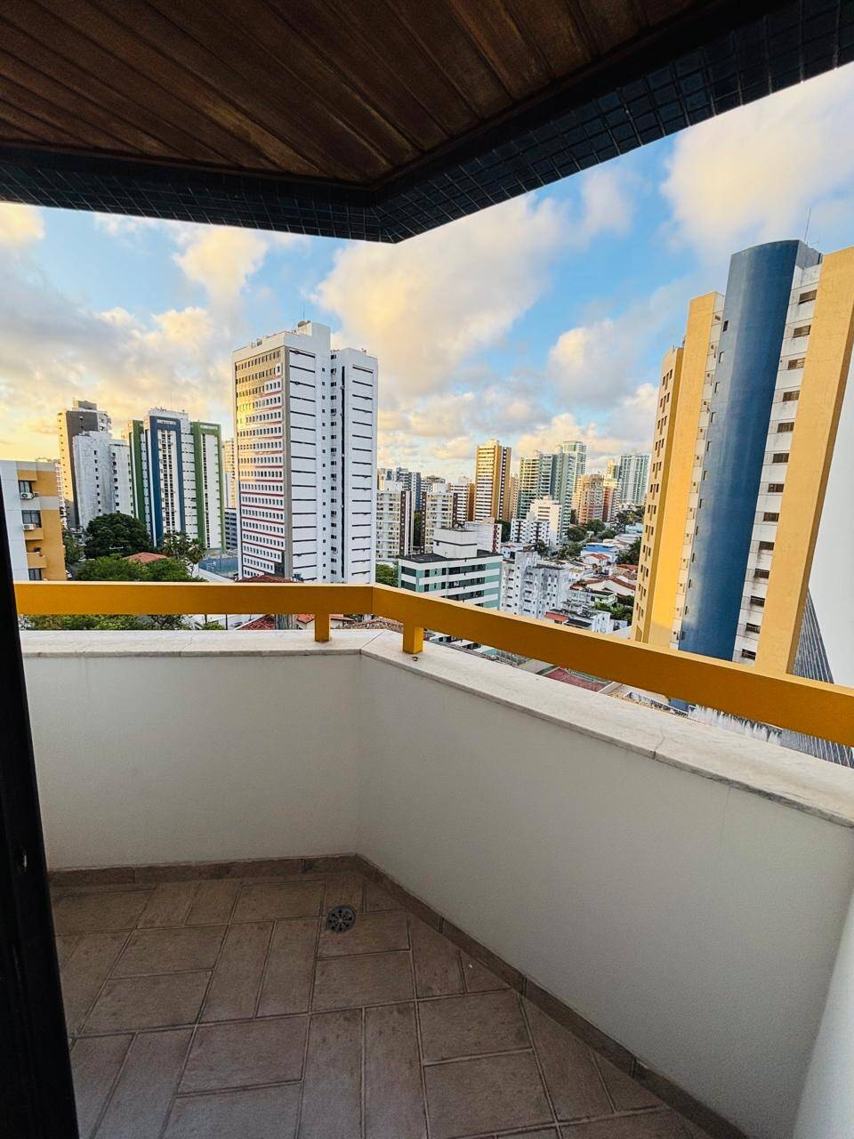 #ALX17 - Apartamento para Venda em Salvador - BA