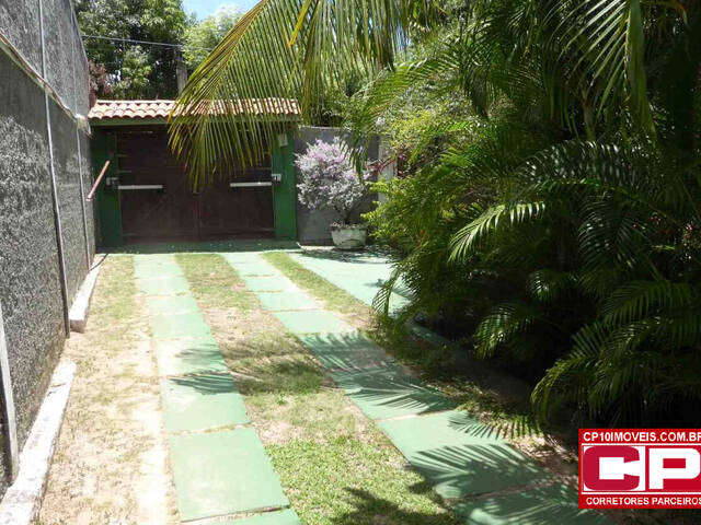 Casa para Venda em Camaçari - 5